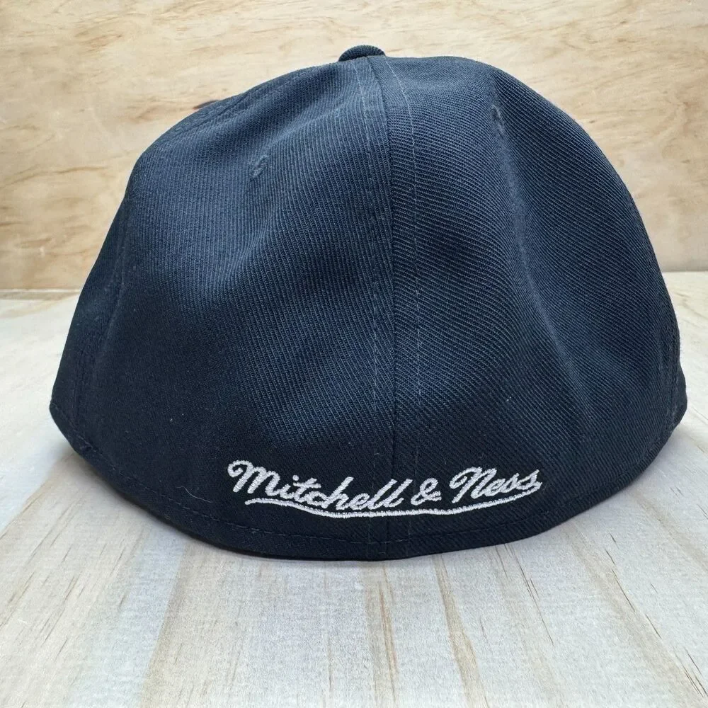 Mitchell & Ness new las